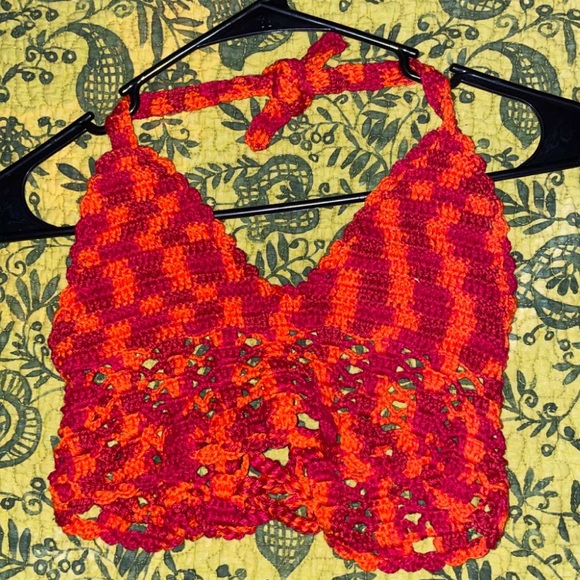 Crochet top - Picture 1 of 1